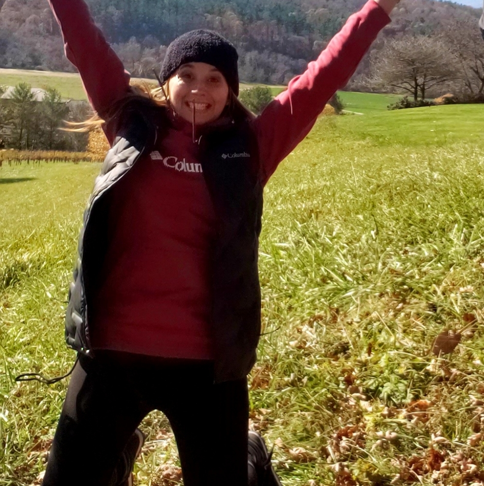 Meet your Posher, Rae! - Picture 3 of 3